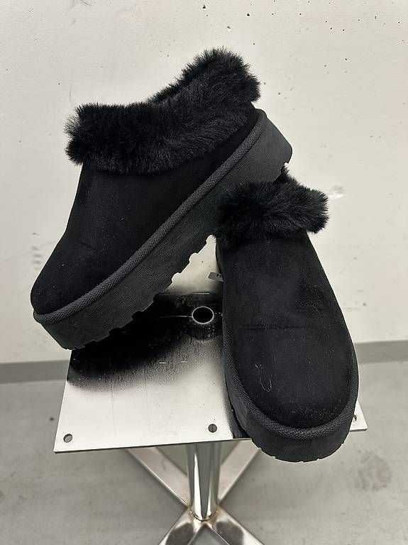 Scarpe da donna: Plateau Boots schwarz, Grösse 40 – Usato da Lenzburg venduto da kat_7zxy