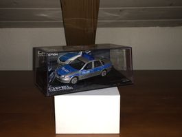 Opel Vectra B Polizei 1/43 no Minichamps