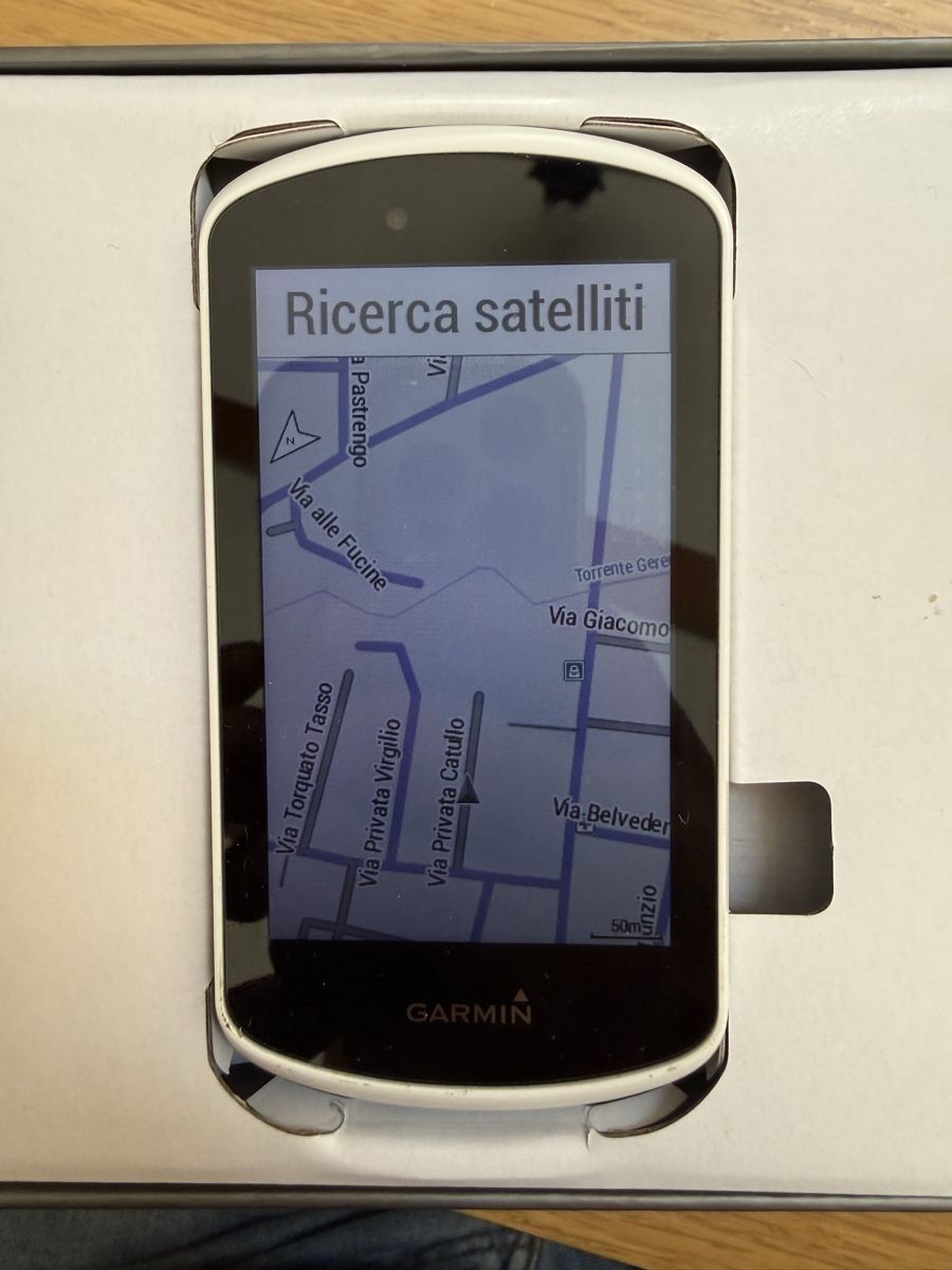 Garmin Ordinateurs & app. de mesure: Ciclocomputer GPS Garmin Edge 1030 ottimo stato – D'occasion à Sils/Segl Maria par Sevenik 2