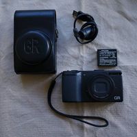 Ricoh GR