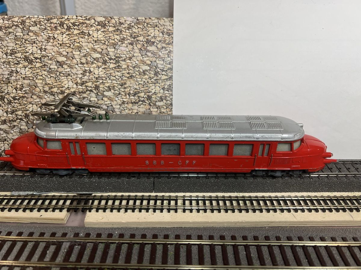 SBB/CFF/FFS Modelleisenbahnen: SBB roter Pfeil – Gebraucht aus Dübendorf von Troggy 1