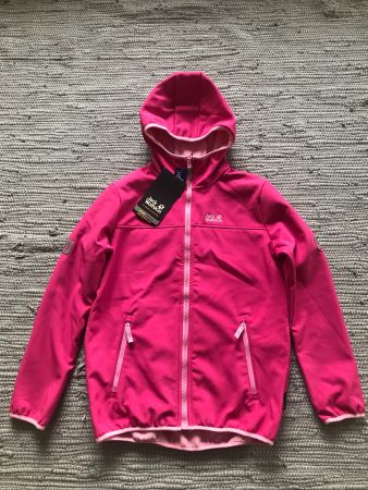 NEU Jack Wolfskin Übergangsjacke Gr. 164