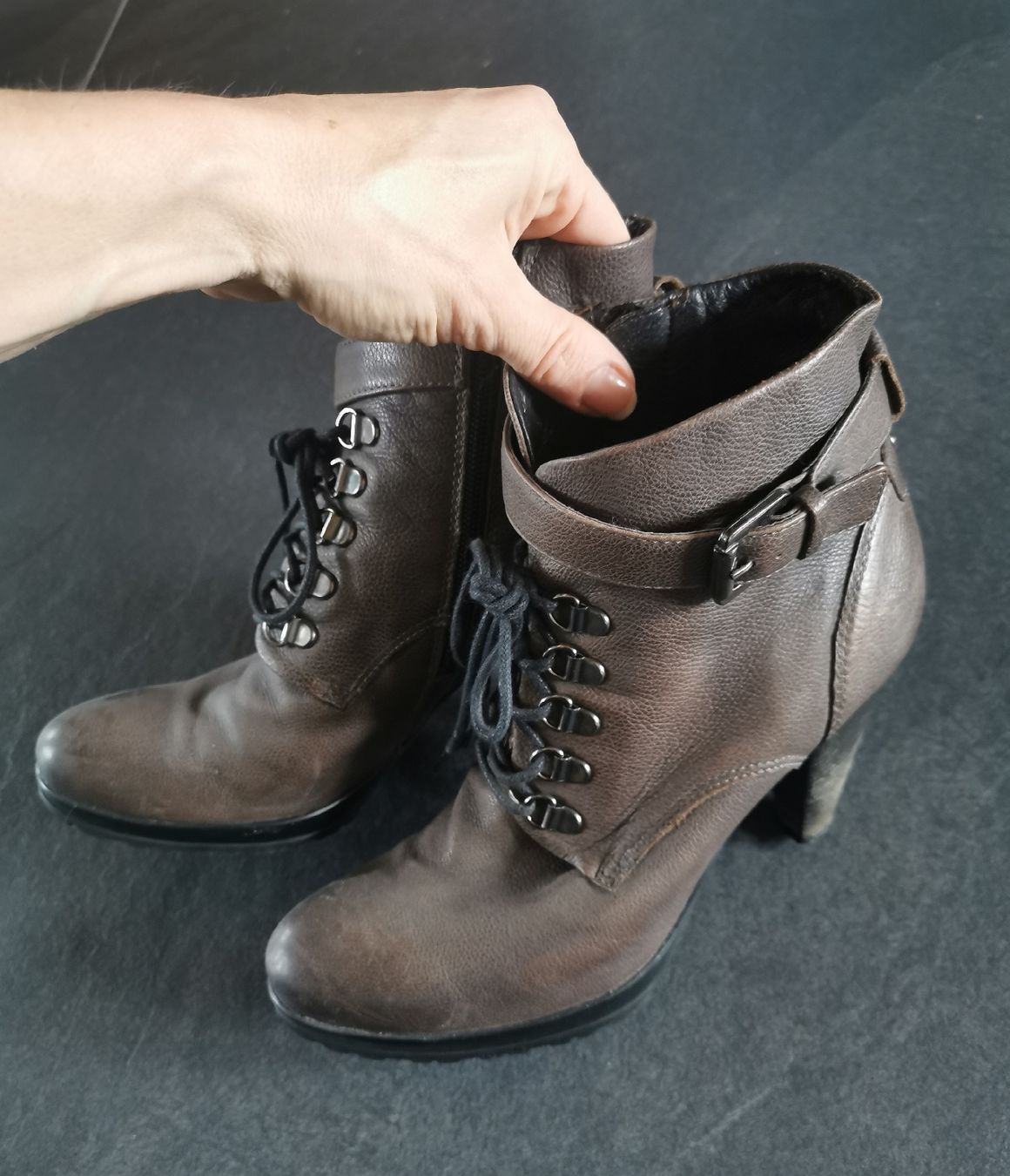 Roberto Santi Scarpe da donna: Roberto Santi Stiefeletten Leder, Gr. 39 – Usato da Obergerlafingen venduto da Sigus