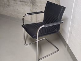 Freischwinger Walter Knoll Art Collection Schwarz mit Fixarm