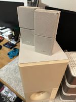 Bose Acoustimas 5 serie III und 2 Cube-Lautsprecher
