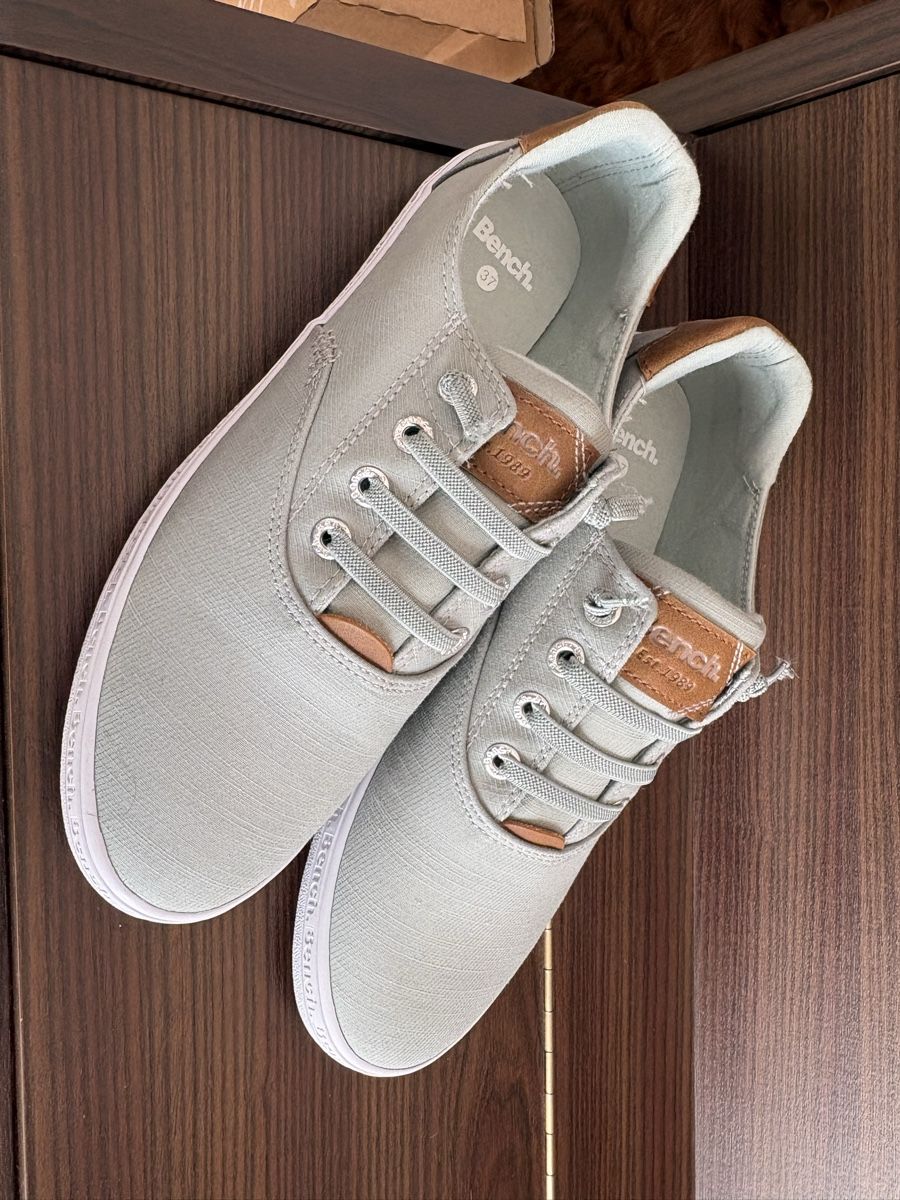Bench Damenschuhe: Baskets Bench gris clair état neuf – Neu (gemäss Beschreibung) aus Torgon von k-ro919 3