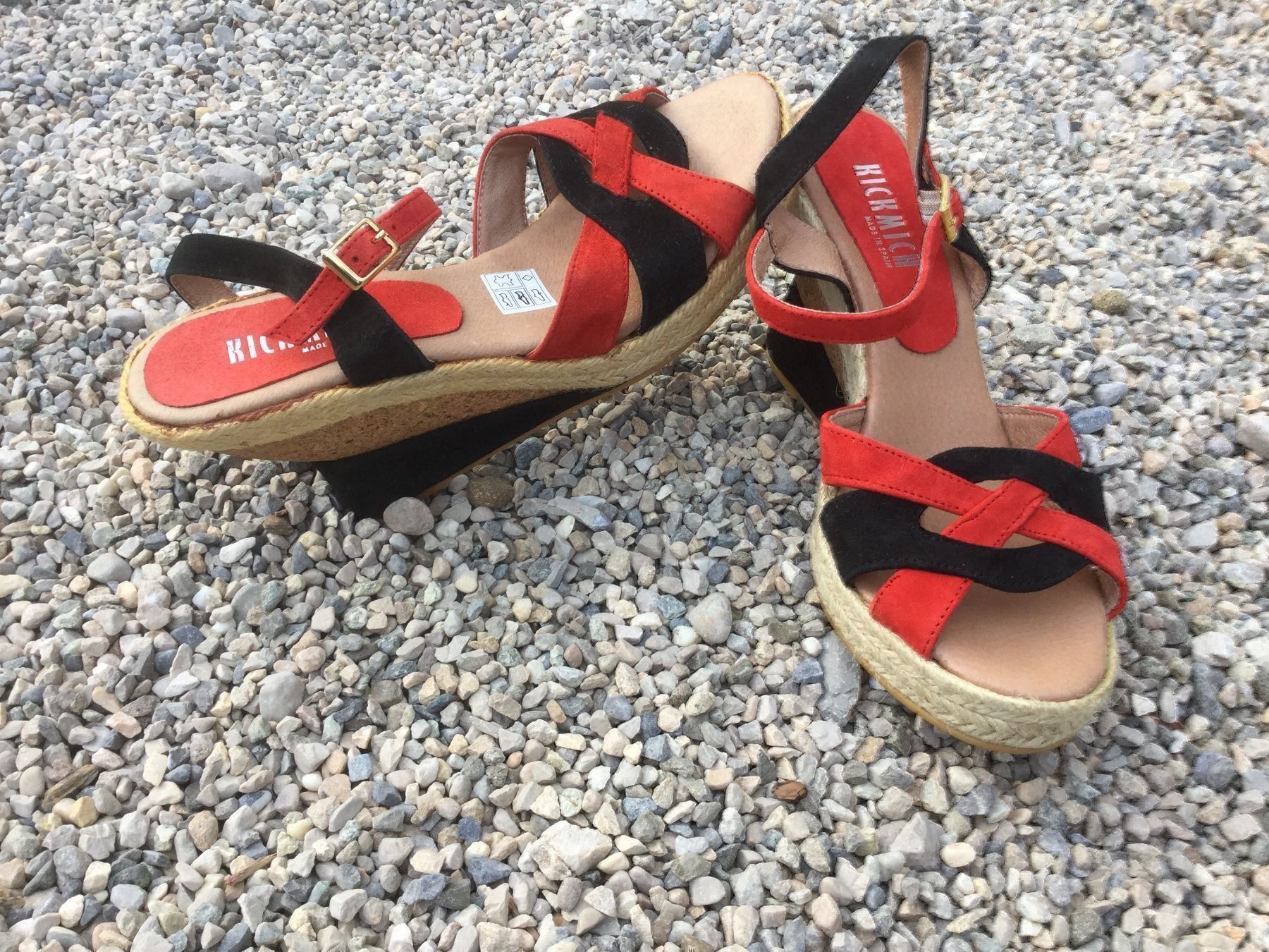 Scarpe da donna: Sandalettes rouge/noir en daim KICKMICH – Nuovo e nell'imballaggio originale da Agiez venduto da chouchanelle 2