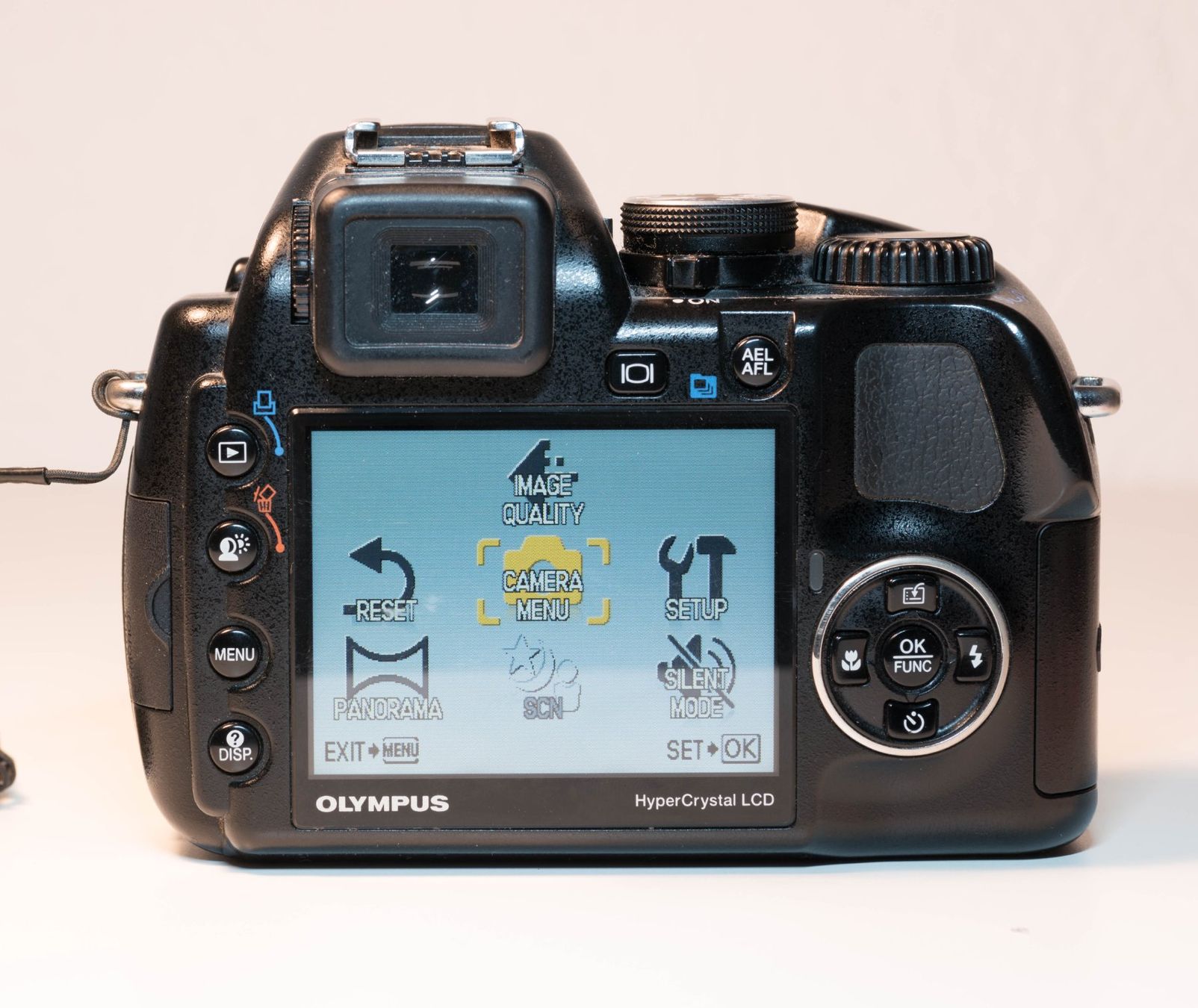 Olympus Appareil photo: Lesen: Olympus SP570UZ Digitalkamera – D'occasion à Thörishaus par vintagger 6
