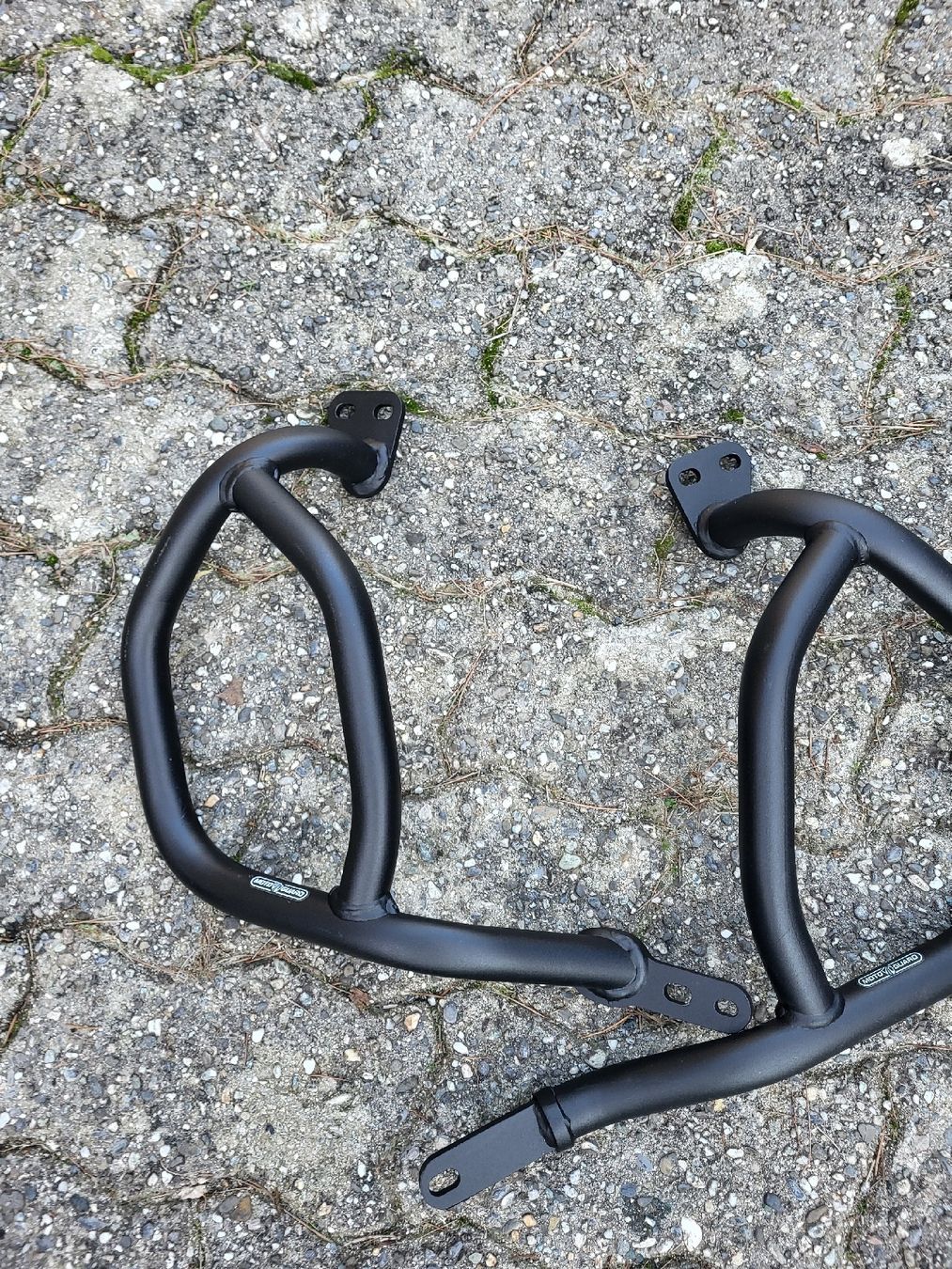 Enduro: Moto Guard Motorcycle Crash Bars - Engine Protection Set – Nuovo e nell'imballaggio originale da St-Sulpice VD venduto da joa_b6wb 1