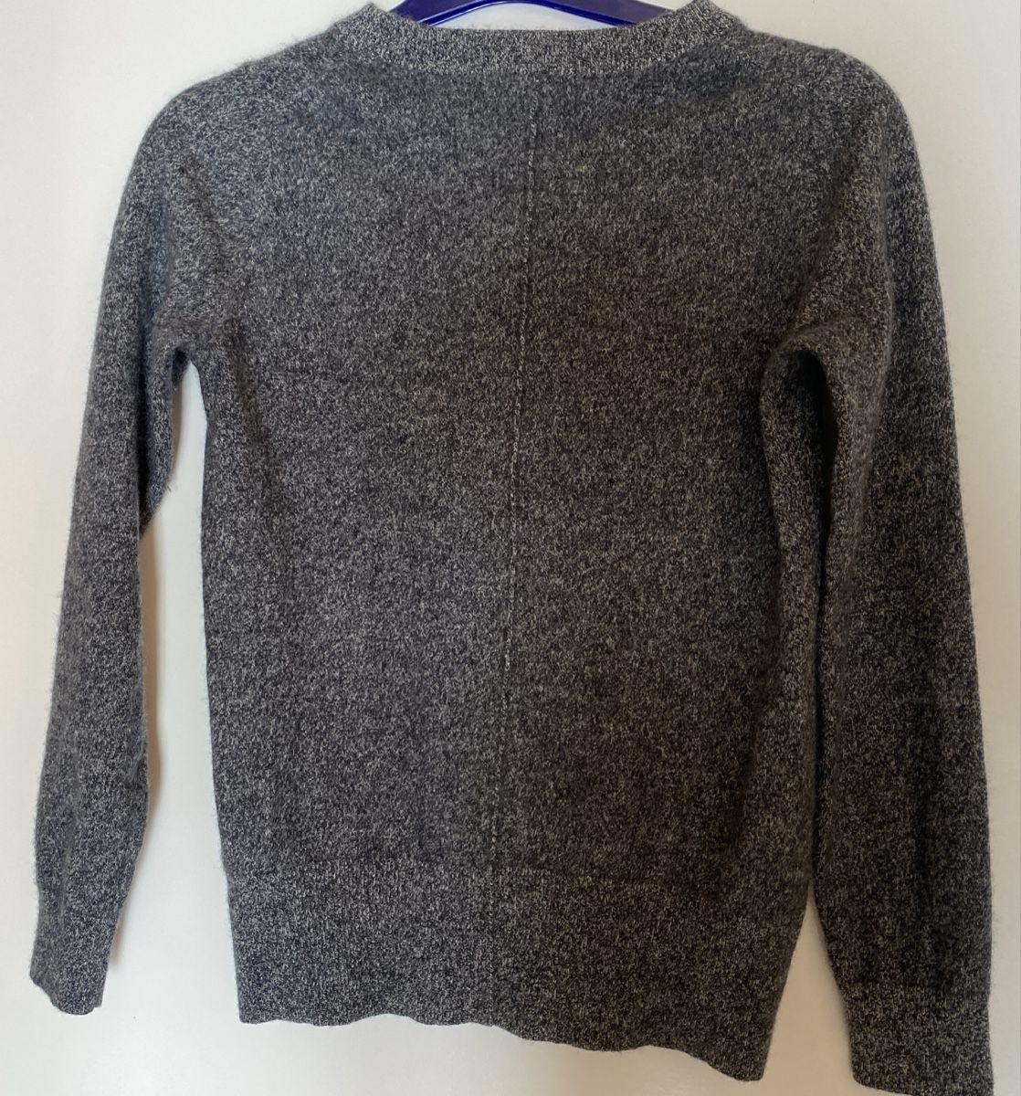 H&M Maglioni & Felpe: Graumelierter Kaschmir Pullover, Gr. M – Usato da Sarnen venduto da Paris99 2