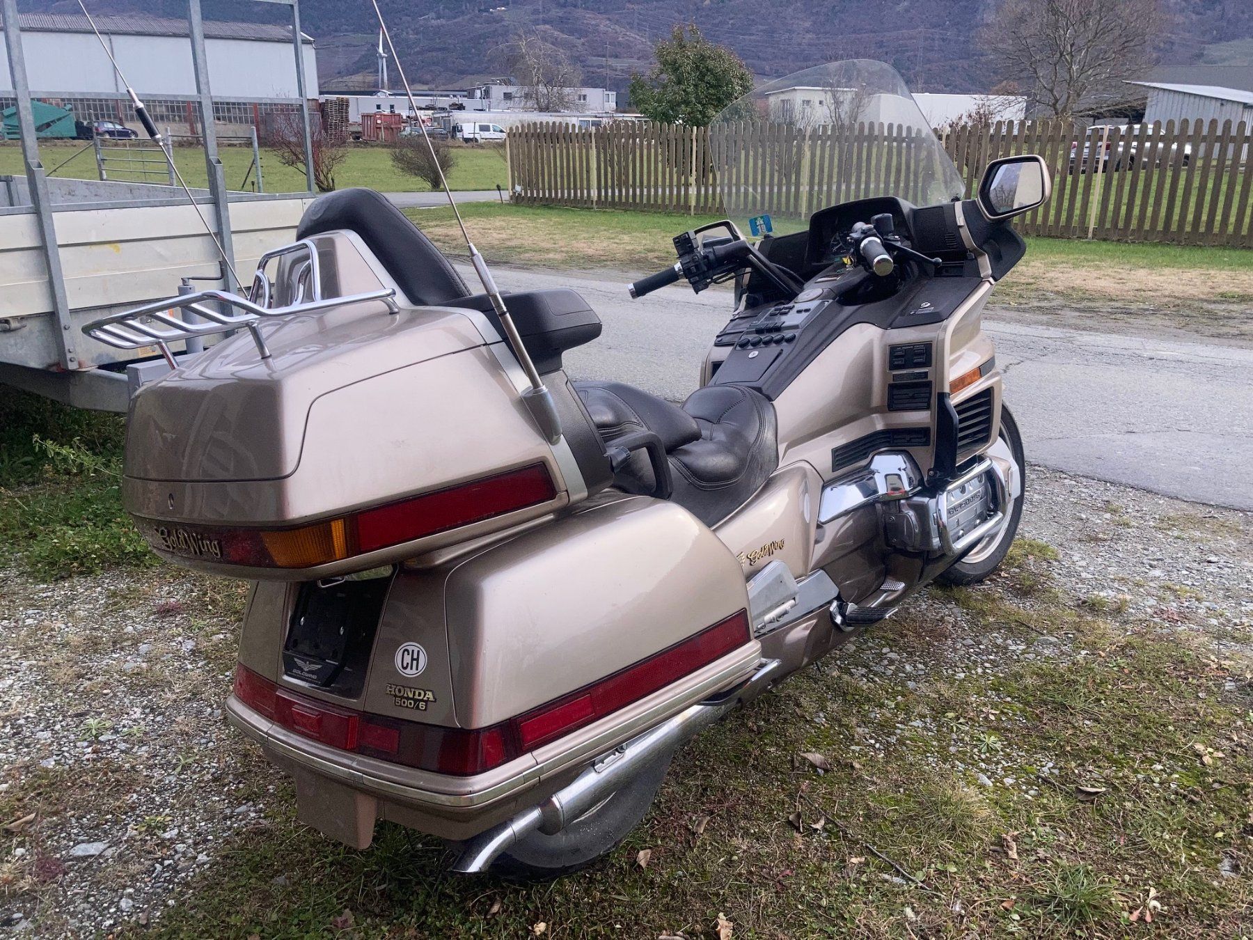 Honda Touring: Honda Goldwing GL 1500 SE – Usato da Fully venduto da RC30-1988 3