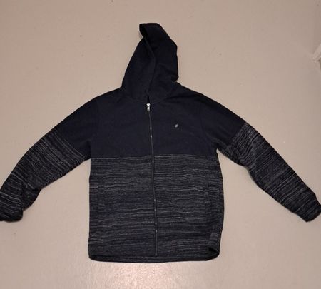 Sweat à capuche zippé, taille M