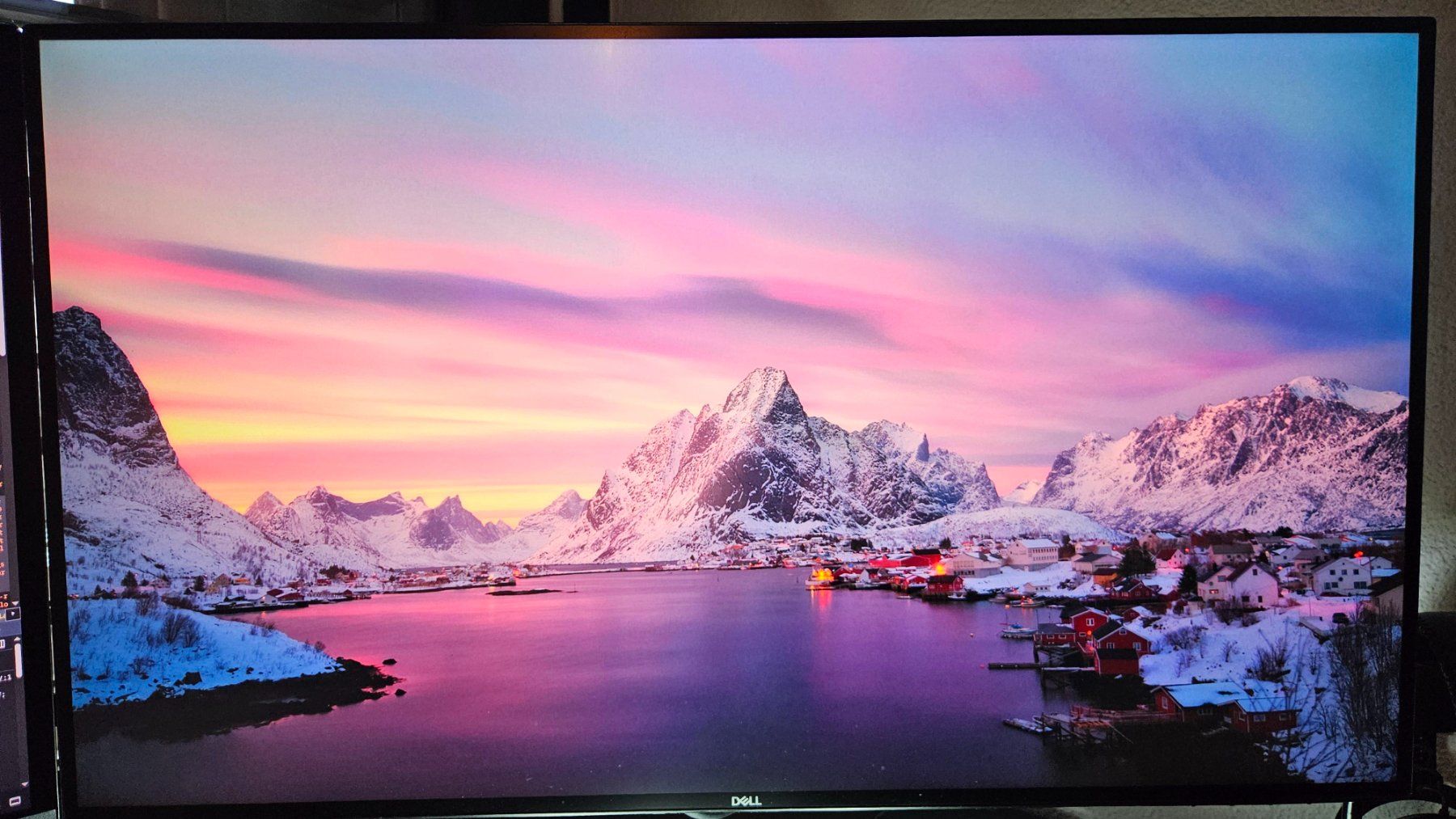Dell Ecrans: Dell UltraSharp U2720Q – D'occasion à Glattpark(Opfikon) par legendarygates