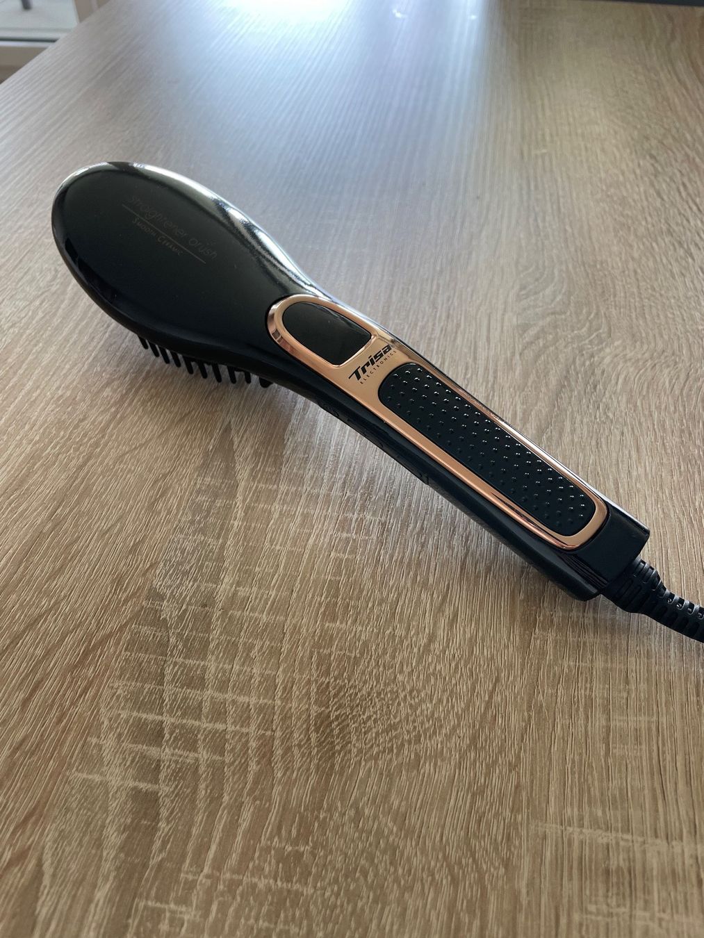 Trisa Altro per la cura dei capelli: TRISA Haarglätter / Bürste – Usato da Rutschwil (Dägerlen) venduto da koH_34 3