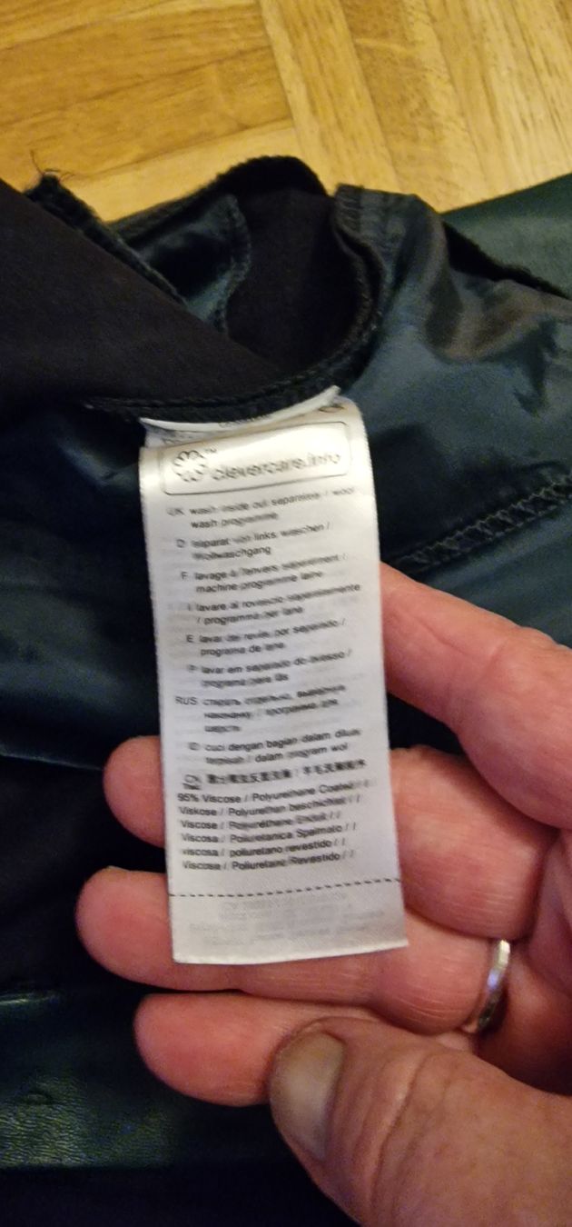 Esprit Pantaloni: Esprit Lederhosen Gr 40 – Usato da St. Gallen venduto da mania03 3
