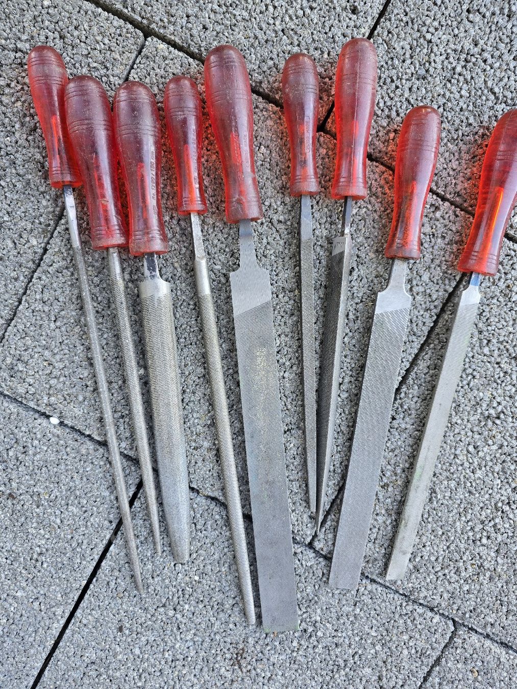 Tutti gli attrezzi: 9 Stk. Feilen ca. 40cm. – Usato da Walkringen venduto da Vanuca 2