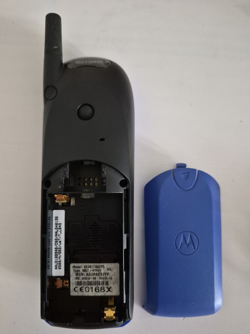 Motorola Portables: Altes Motorola Handy – D'occasion à Dielsdorf par BARDARRU 1