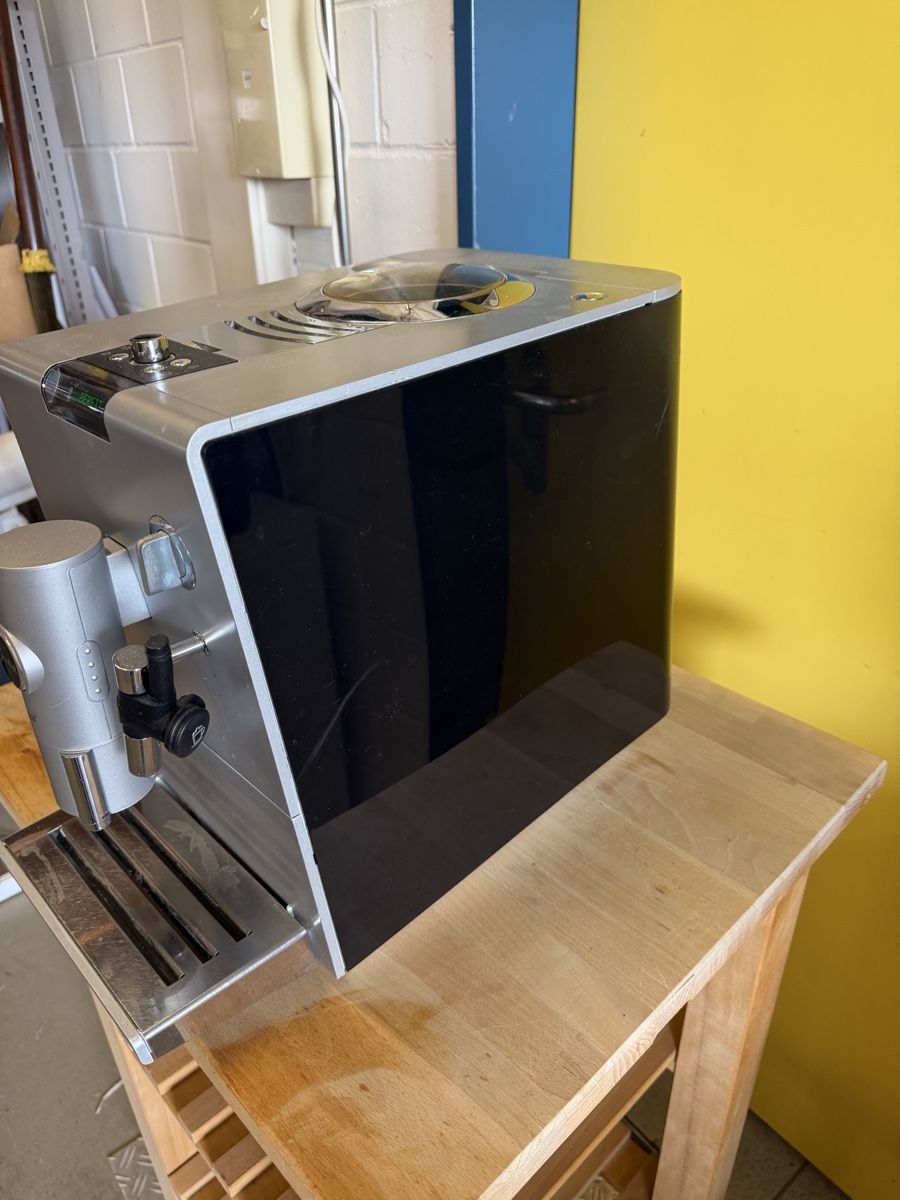 Jura Machines à café & Machines à expresso: Jura ENA7 Kaffeemaschine – D'occasion à Strengelbach par RaenAntikDesign 2