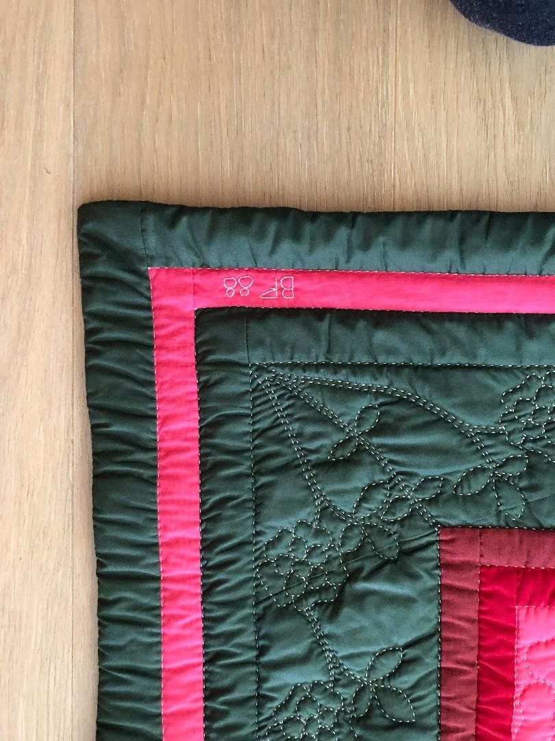 Coperte: wunderschöner Quilt, Handarbeit – Nuovo (secondo la descrizione) da Meilen venduto da HilpiM 2