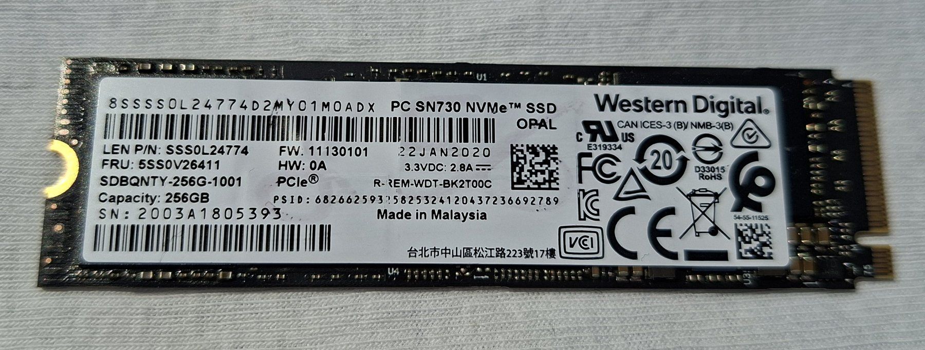 Western Digital Harddisks: Western Digital M.2 NVMe SSD mit 256 GB – Gebraucht aus Meggen von Nica_Arts
