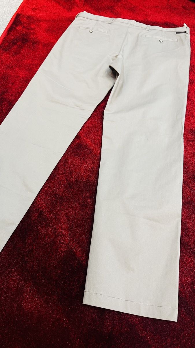 Prada Pantaloni: Prada Herren Hose – Nuovo e nell'imballaggio originale da Lachen SZ venduto da HelvetiaLuxury 2