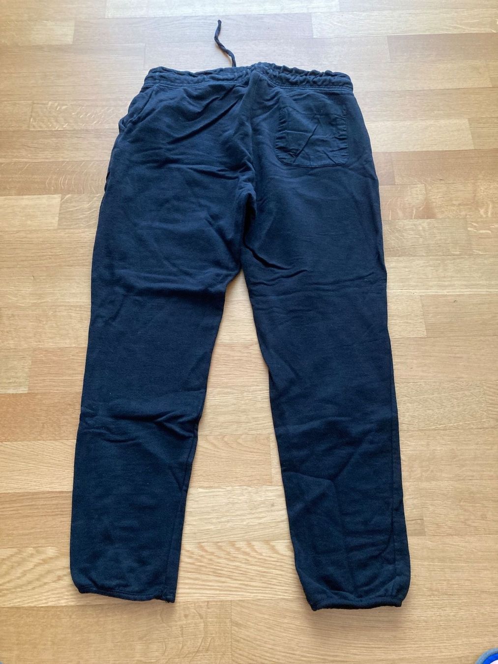 Urban Outfitters Pantalons: (C-E) tng Urban Hosen m – D'occasion à Jonen par Sevenb 1