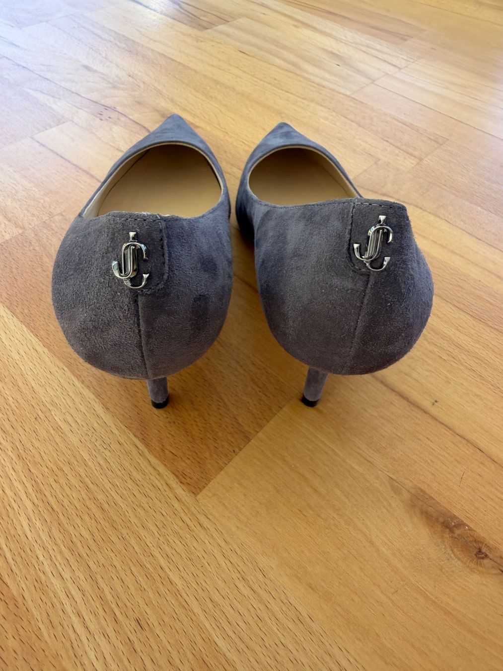 Jimmy Choo Scarpe da donna: Jimmy Choo Taupe – Usato da Lachen SZ venduto da Mavi8808 1