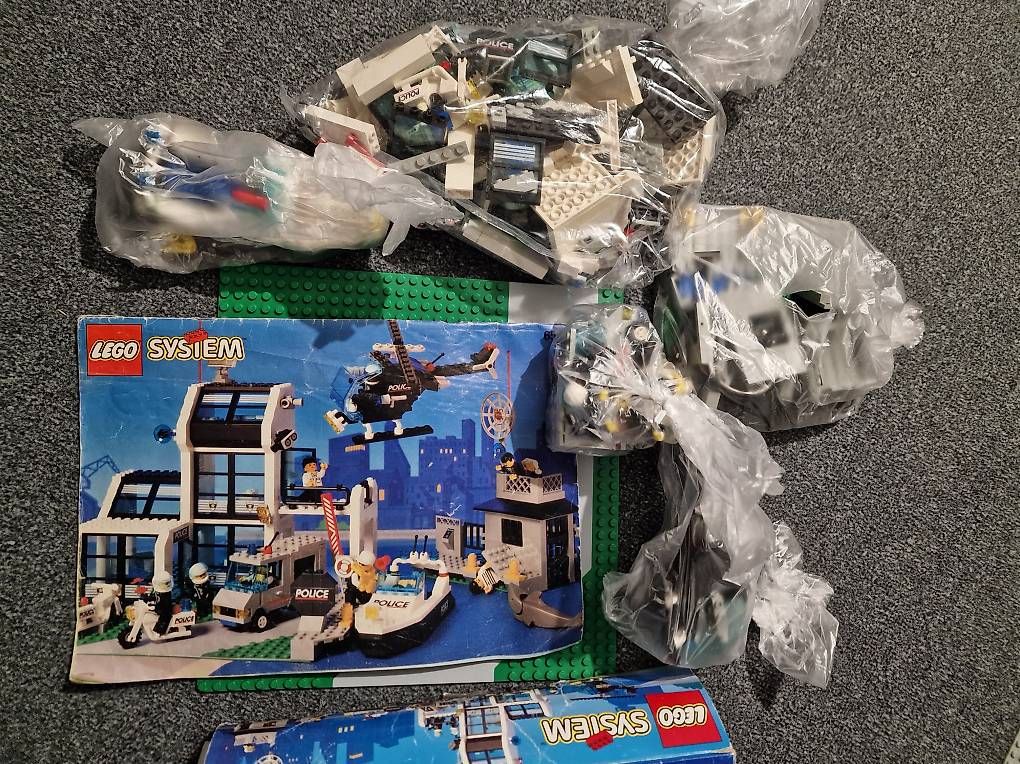 Kit di costruzioni: Lego System Polizei Hauptquartier 6598, mit OVP und BA – Usato da Muttenz venduto da sarino