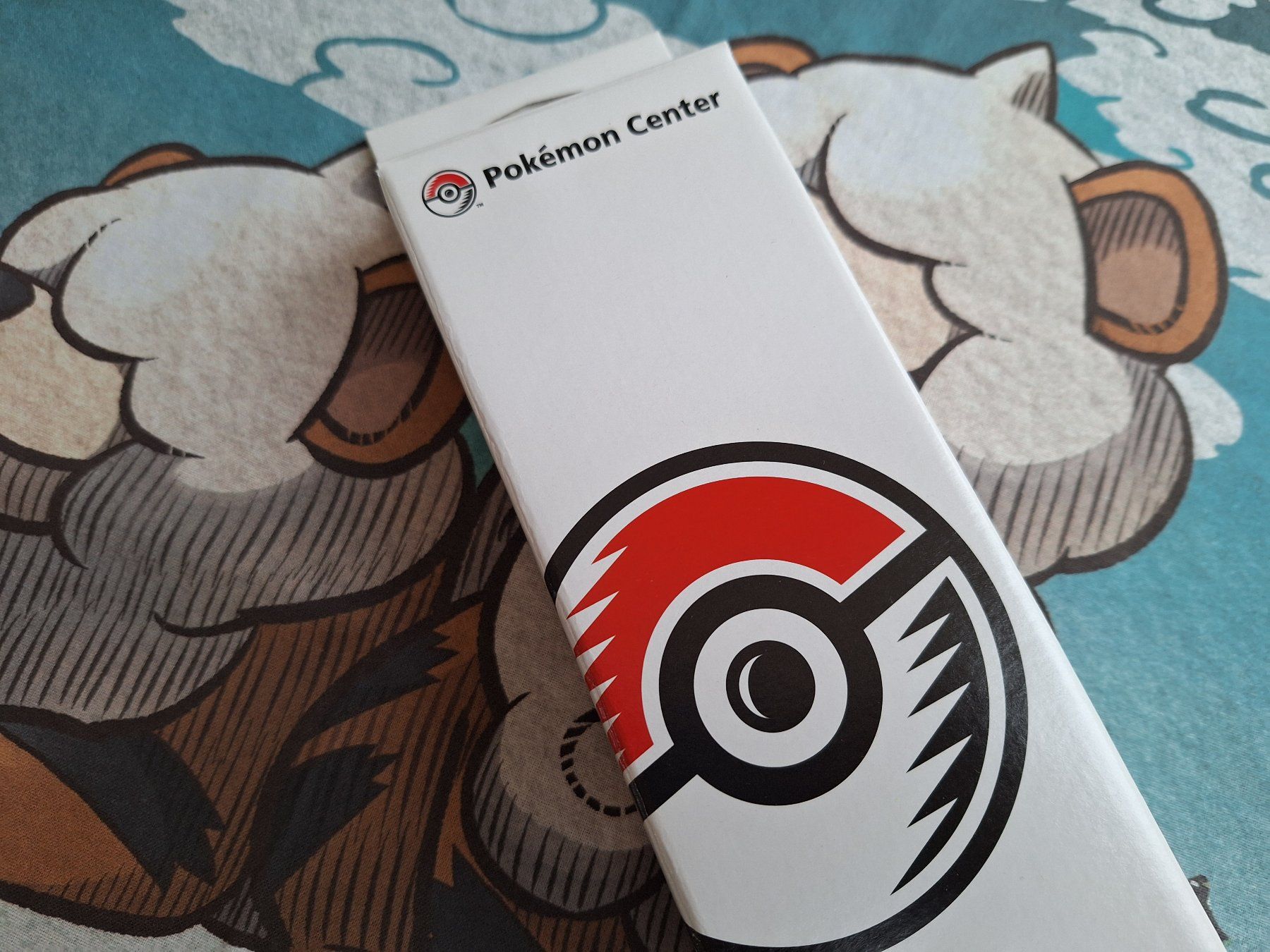 Pokémon Carte collezionabili: Great Wave Pikachu & Friends Playmat + Sleeves – Nuovo e nell'imballaggio originale da Spreitenbach venduto da misi.m 4