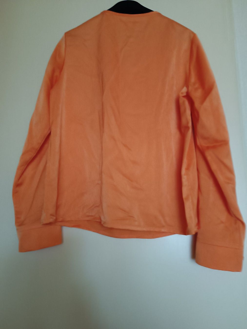Chemisiers: Bluse Langarm orange – Neuf (Voir description) à Horn par sonjamenzi 1