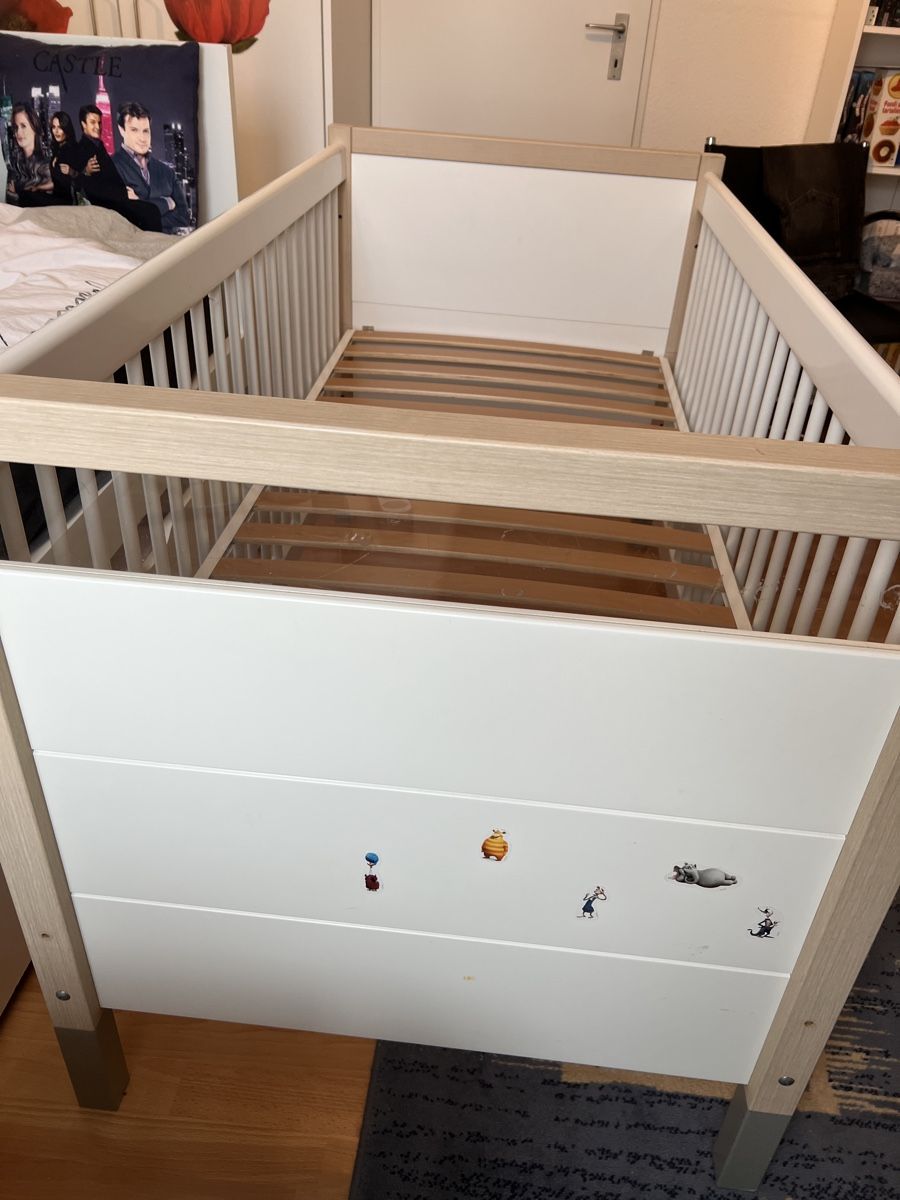 Letti: Mitwachsendes Babybett von Linea vroomshoop – Usato da Näfels venduto da Madresue 1