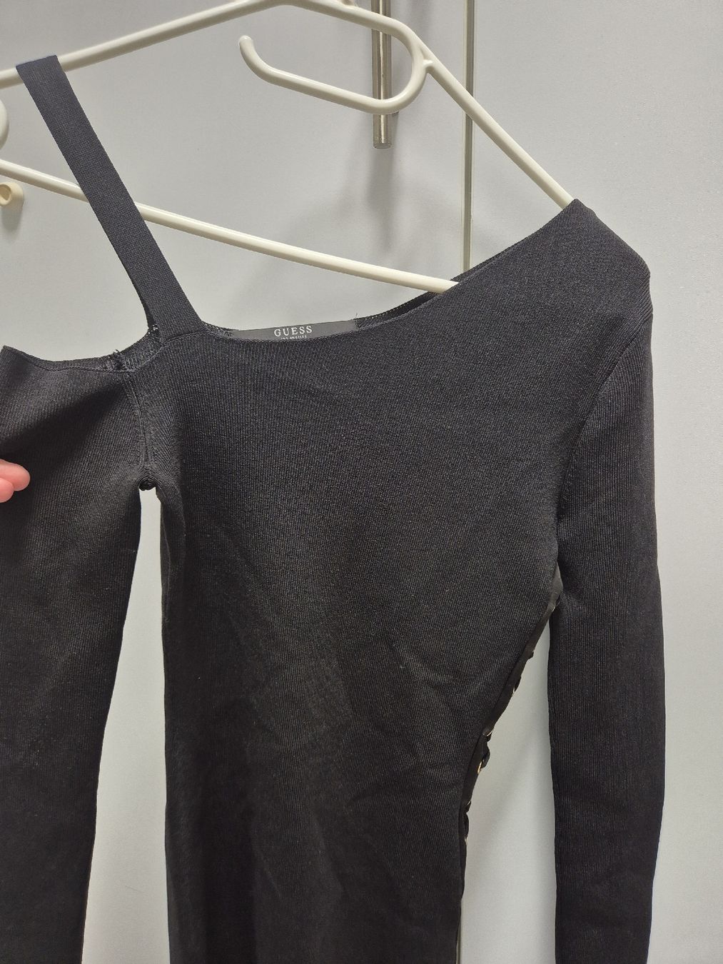 Guess Kleider: GUESS Kleid Gr.XS – Neu (gemäss Beschreibung) aus Volketswil von 2000ra 4