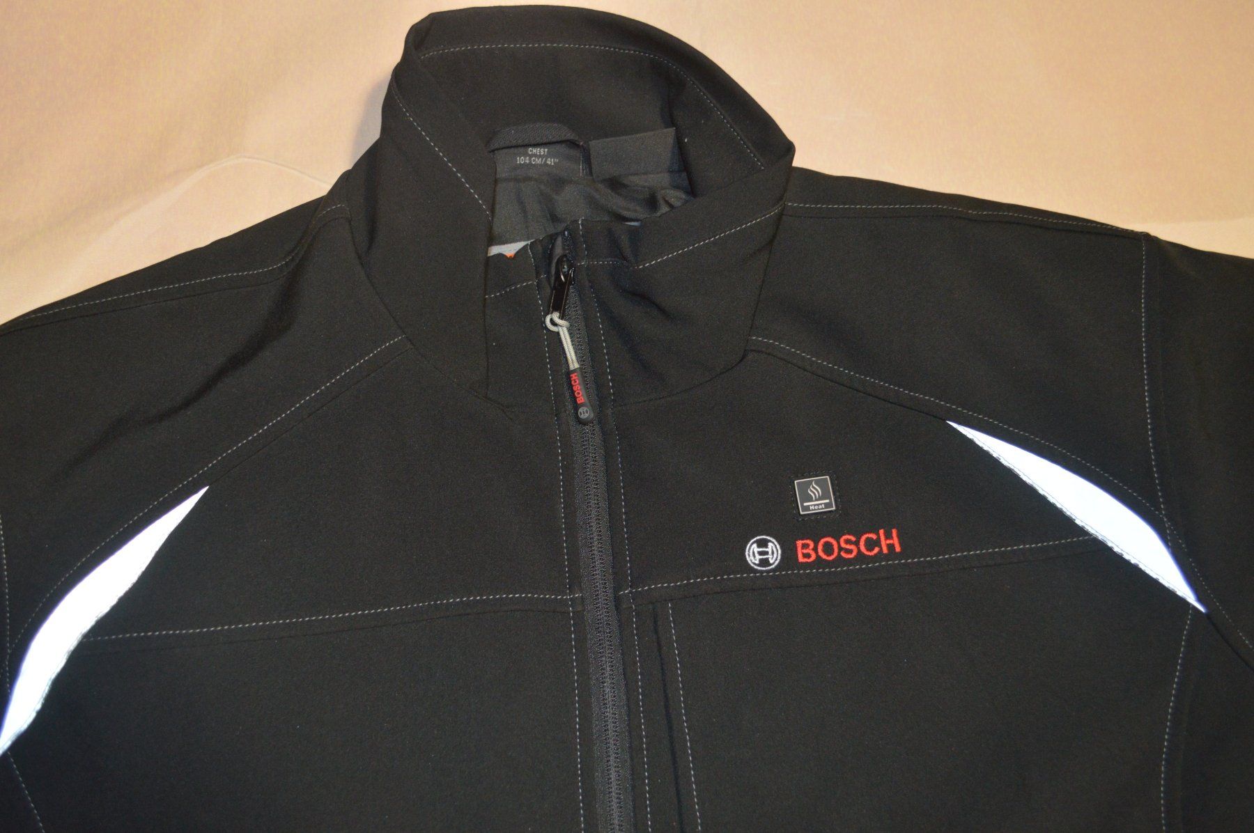 Giacche: Bosch beheizbare Softshelljacke schwarz Grösse L – Usato da Buchs SG venduto da die_zc5l 1