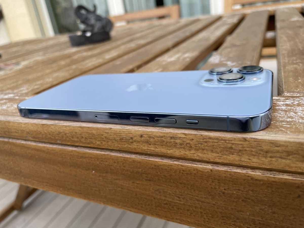 Apple Portables: iPhone 13 Pro Max 256G – D'occasion à Würenlos par SABAI4SABAI 3
