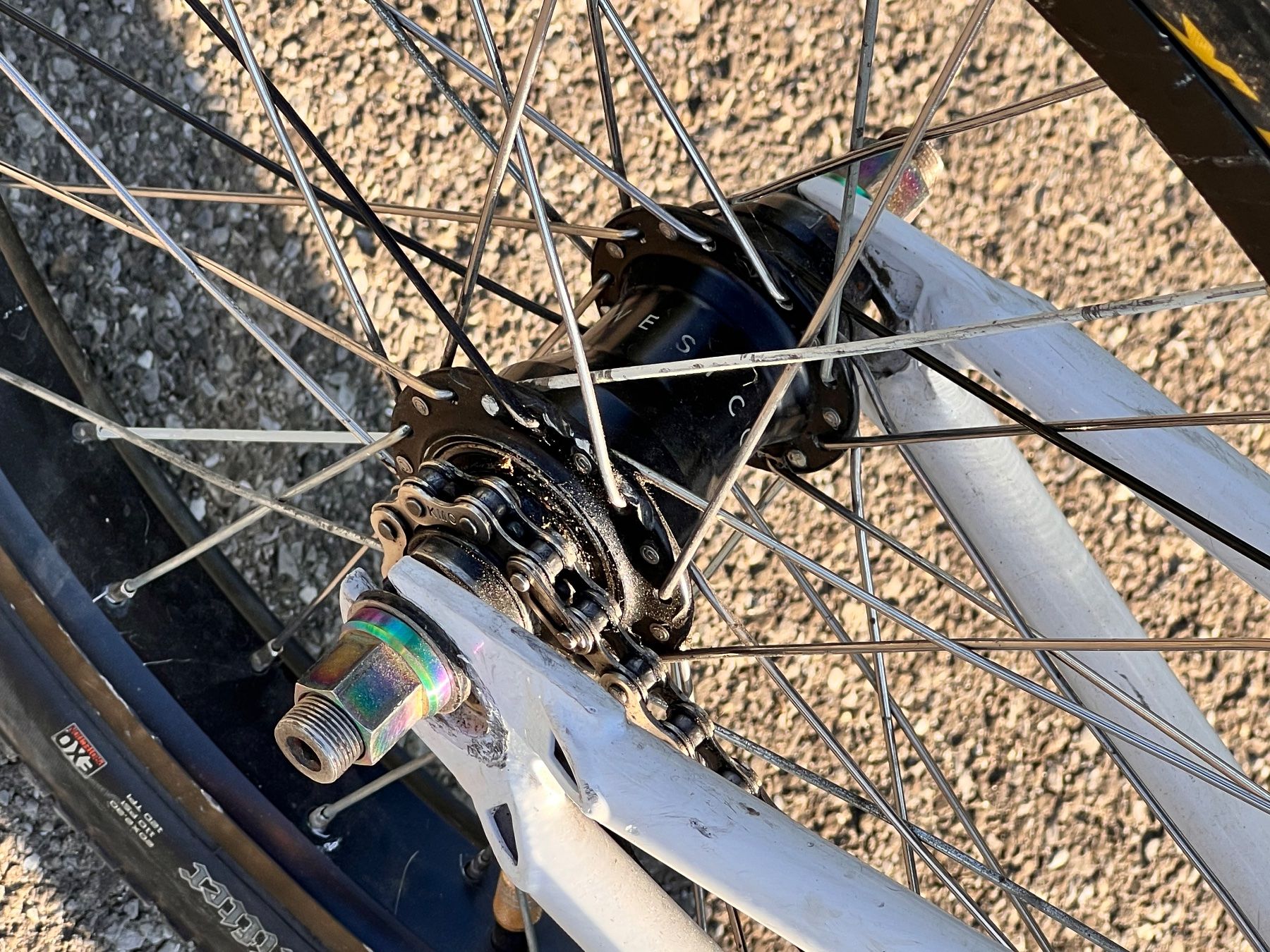 Biciclette: BMX Custom + équipement – Usato da Château-d'Oex venduto da iha_bxf5 8