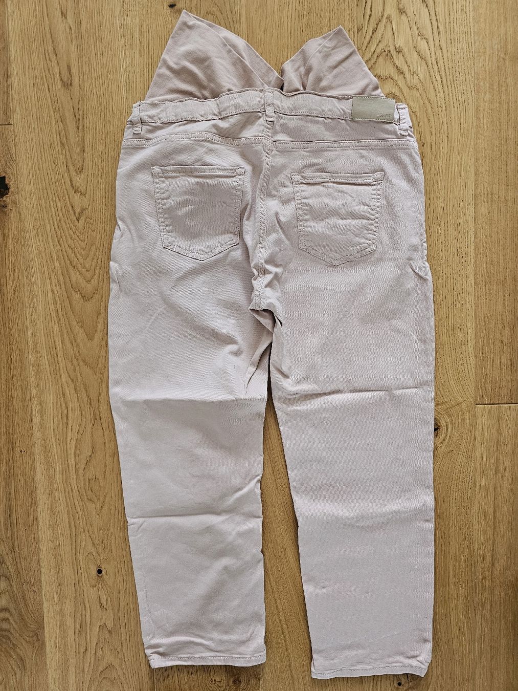 Esprit Pantaloni: Schwangerschaftshose – Usato da Basel venduto da sst_m5xv 1