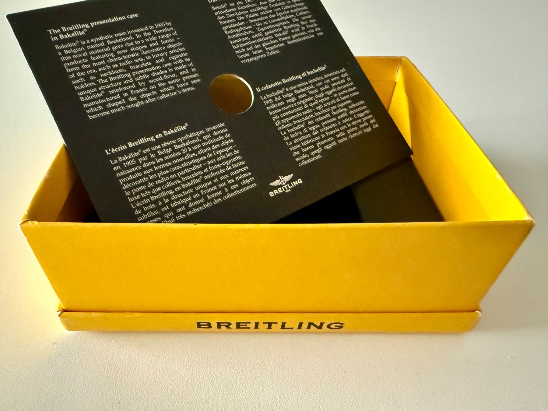 Breitling Orologi: BREITLING yellow base for outerbox (bakelite boxes) – Usato da Mont-sur-Lausanne venduto da vmi_ym5l 1