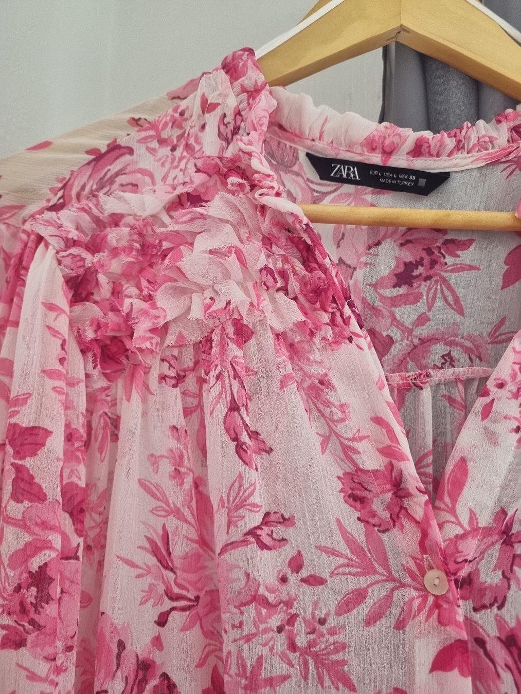 Zara Camicette: Bluse Zara – Nuovo (secondo la descrizione) da Jonen venduto da Juliette_St 4