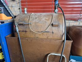 Dieseltank1000 Liter metall mit Auffangwanne