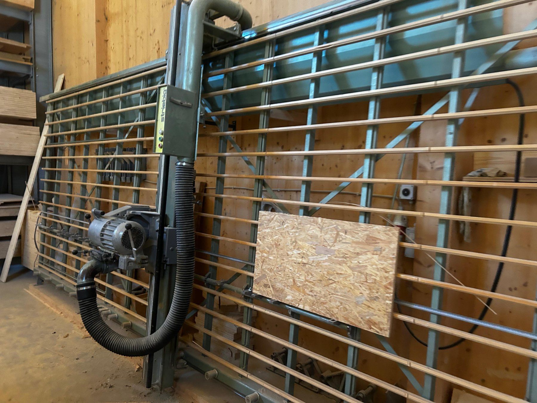Seghe: Striebig Plattenaufteilsäge, Gebrauchter Zustand – Usato da Libingen venduto da HolzbauAG