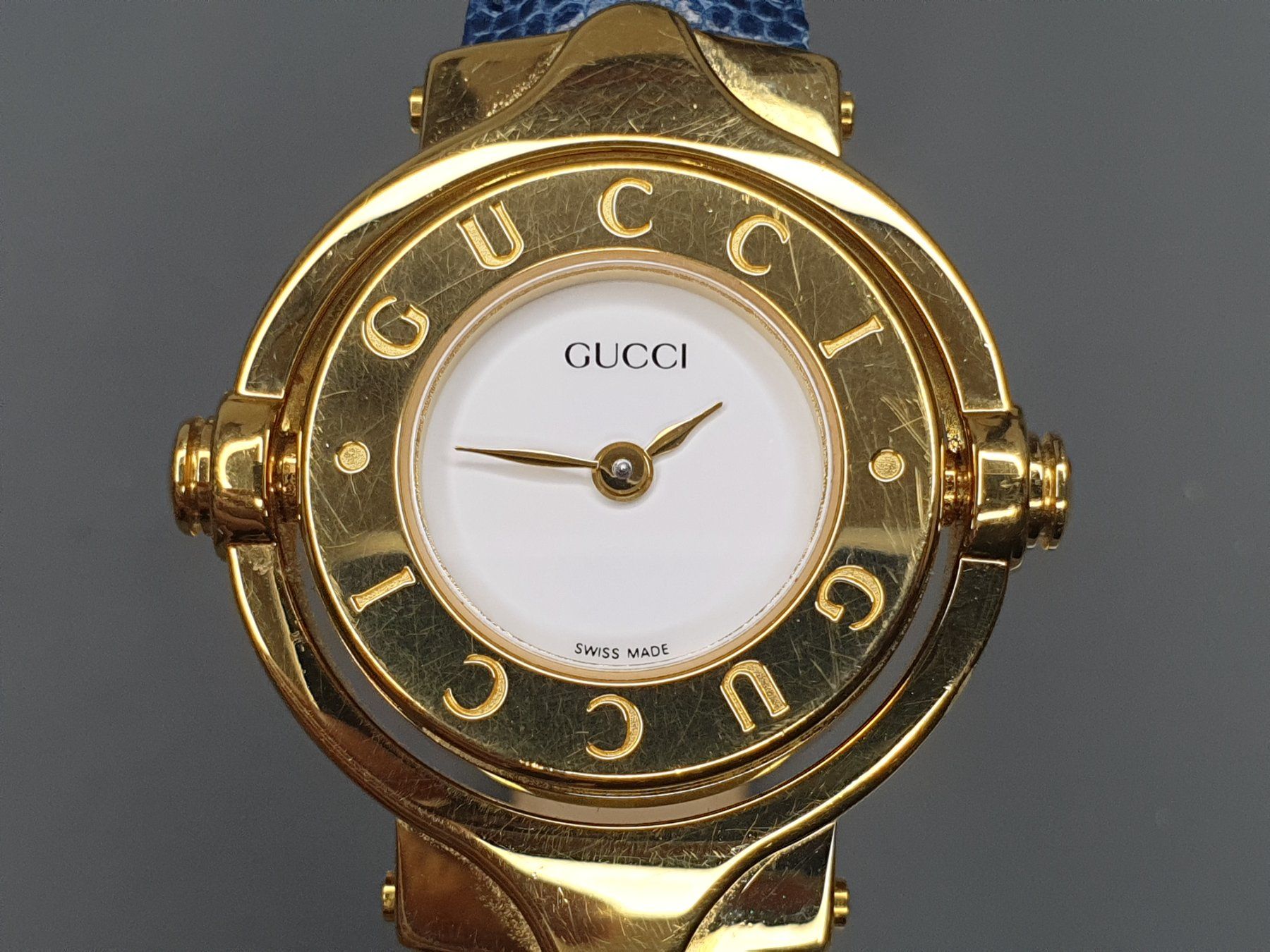 Gucci Uhren: Gucci - 26mm – Gebraucht aus Neyruz FR von Flyback 1