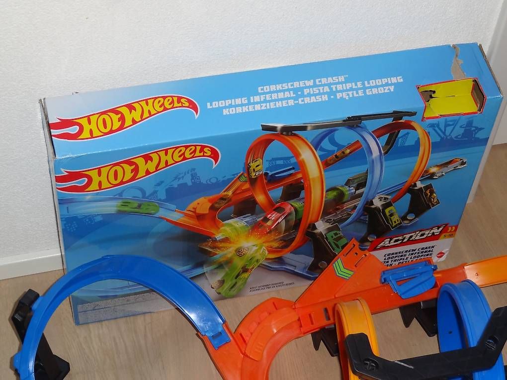 Giocattoli: Hot Wheels Korkenzieher Crash Trackset Loopingbahn – Usato da Diessenhofen venduto da --Stephan-- 2