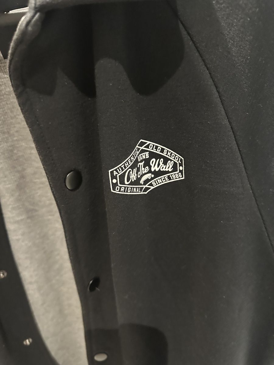 Vans Vestes: Vans Jacke, Schwarz, Grösse S – Neuf (Voir description) à Ottenbach par Irinaberther 3