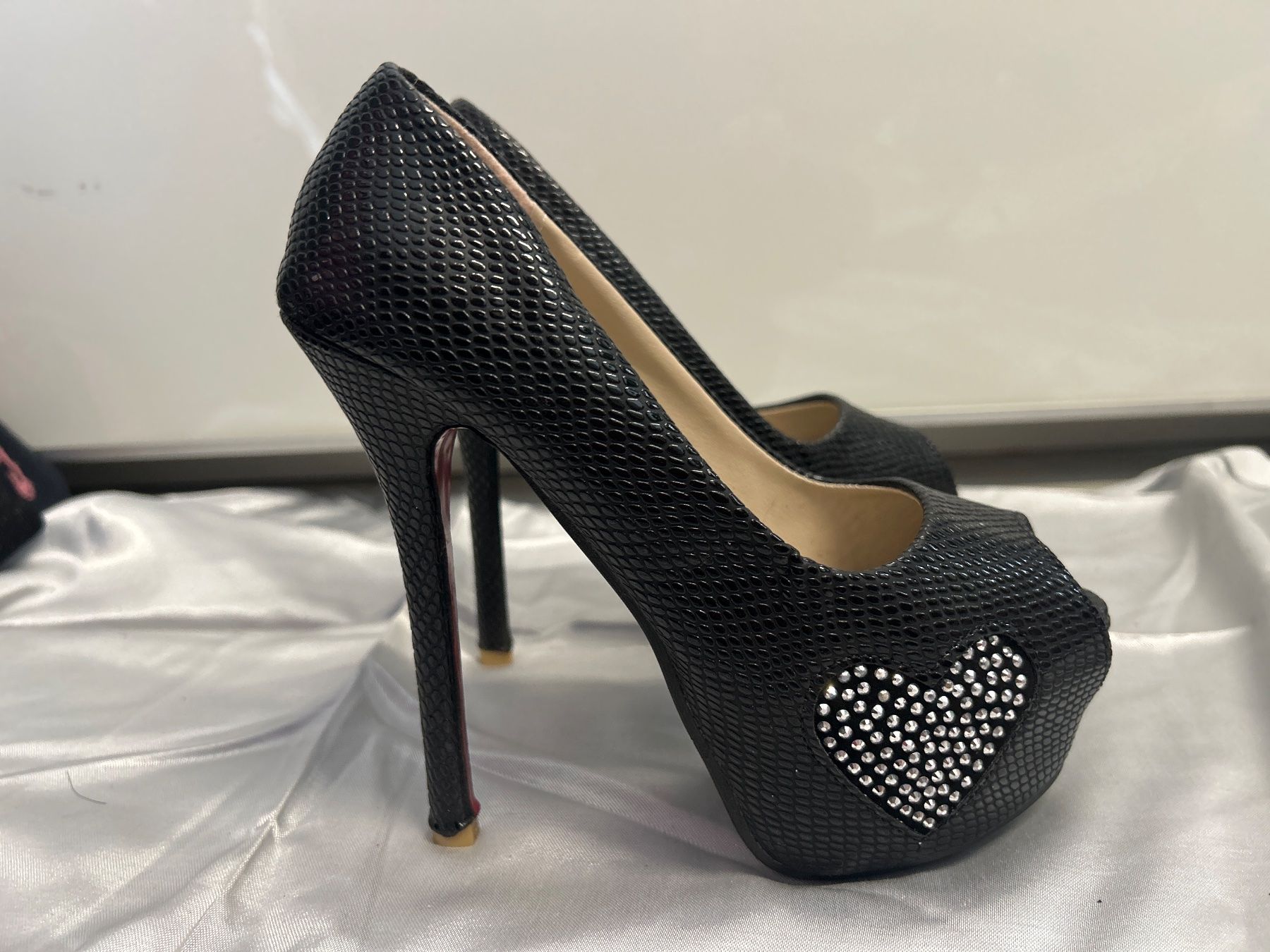 Scarpe da donna: Plateau Pumps Gr 35 Neu – Nuovo e nell'imballaggio originale da Regensdorf venduto da Spyke55 3
