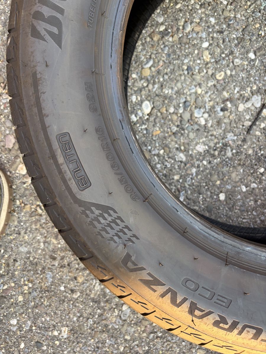 Pneumatici & Ruote complete: 205/60R16 Bridgestone – Usato da Wettingen venduto da Nici1932 3