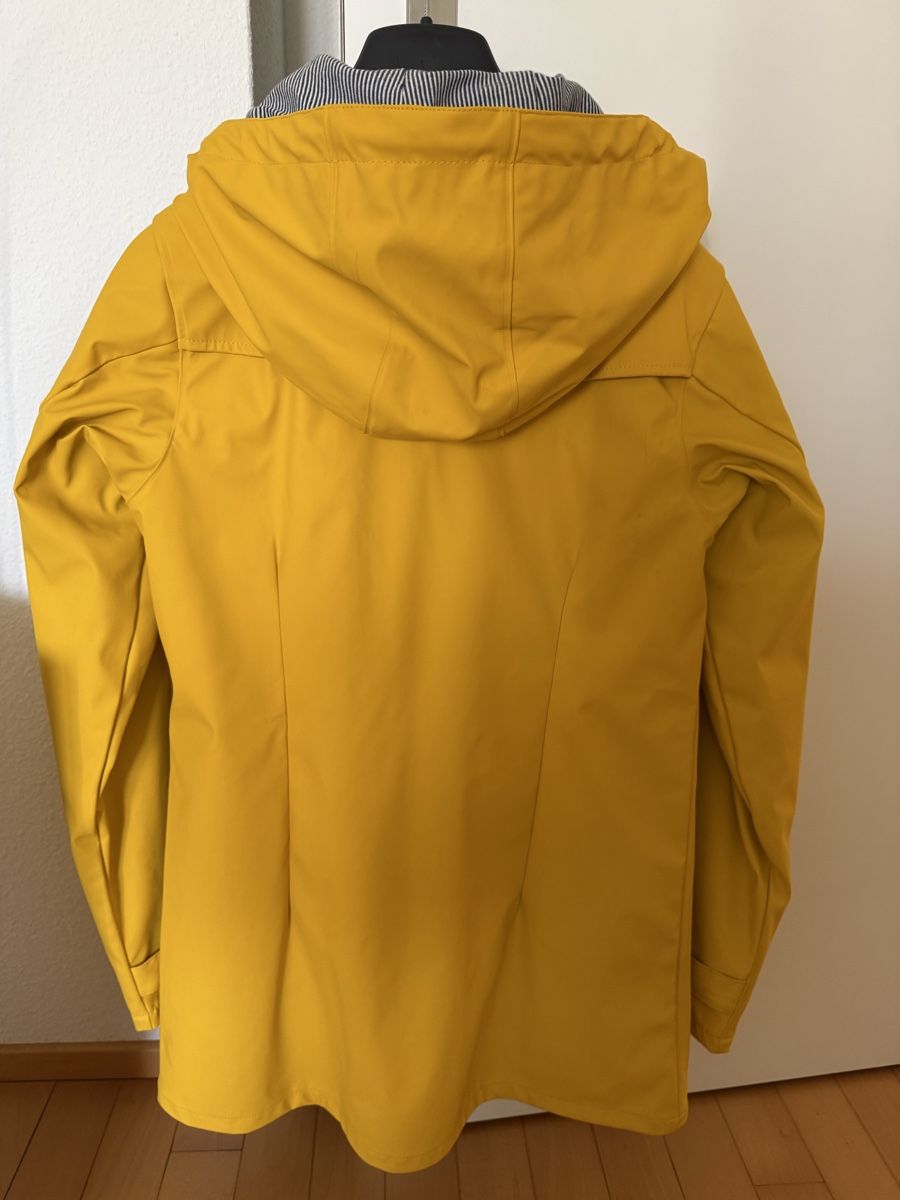 Mäntel: Regenmantel – Gebraucht aus Hünenberg See von sst_bf9y 2