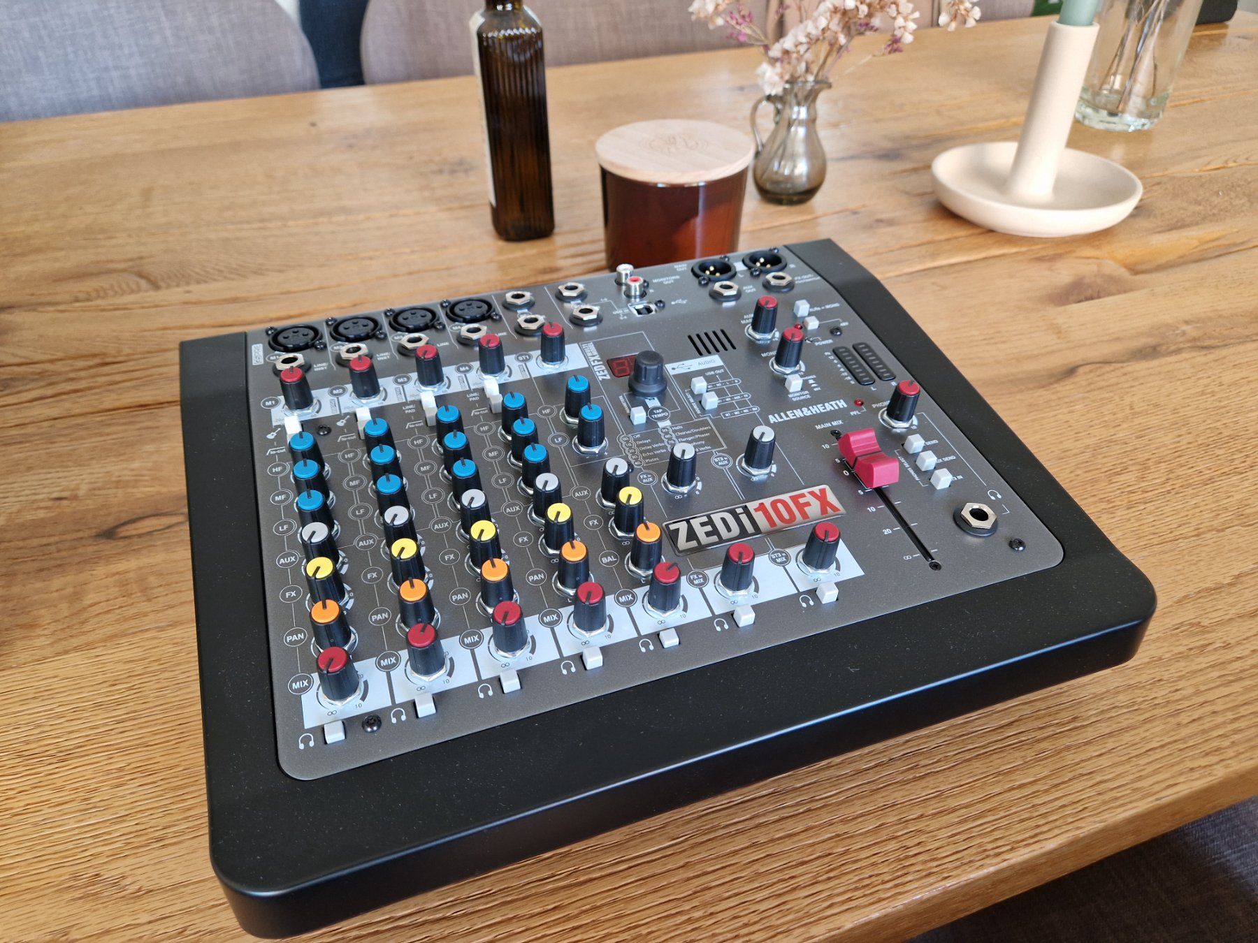 Allen & Heath Mischpulte: Allen & Heath ZEDi-10 FX – Gebraucht aus Chêne-Bourg von tyraelx