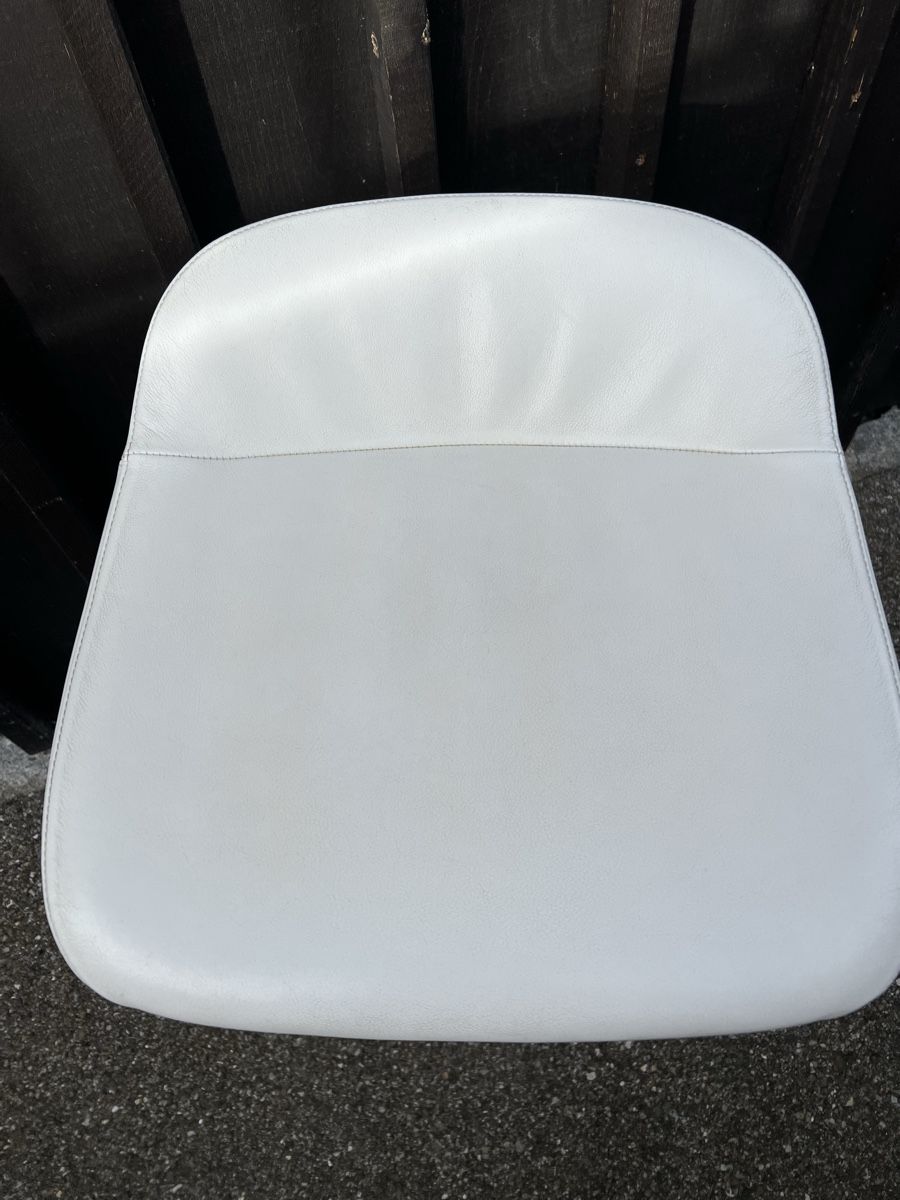 Knoll Sgabelli: Designer Barhocker Turtle Walter Knoll Echtleder – Usato da Tuttwil venduto da Sternli1980 4