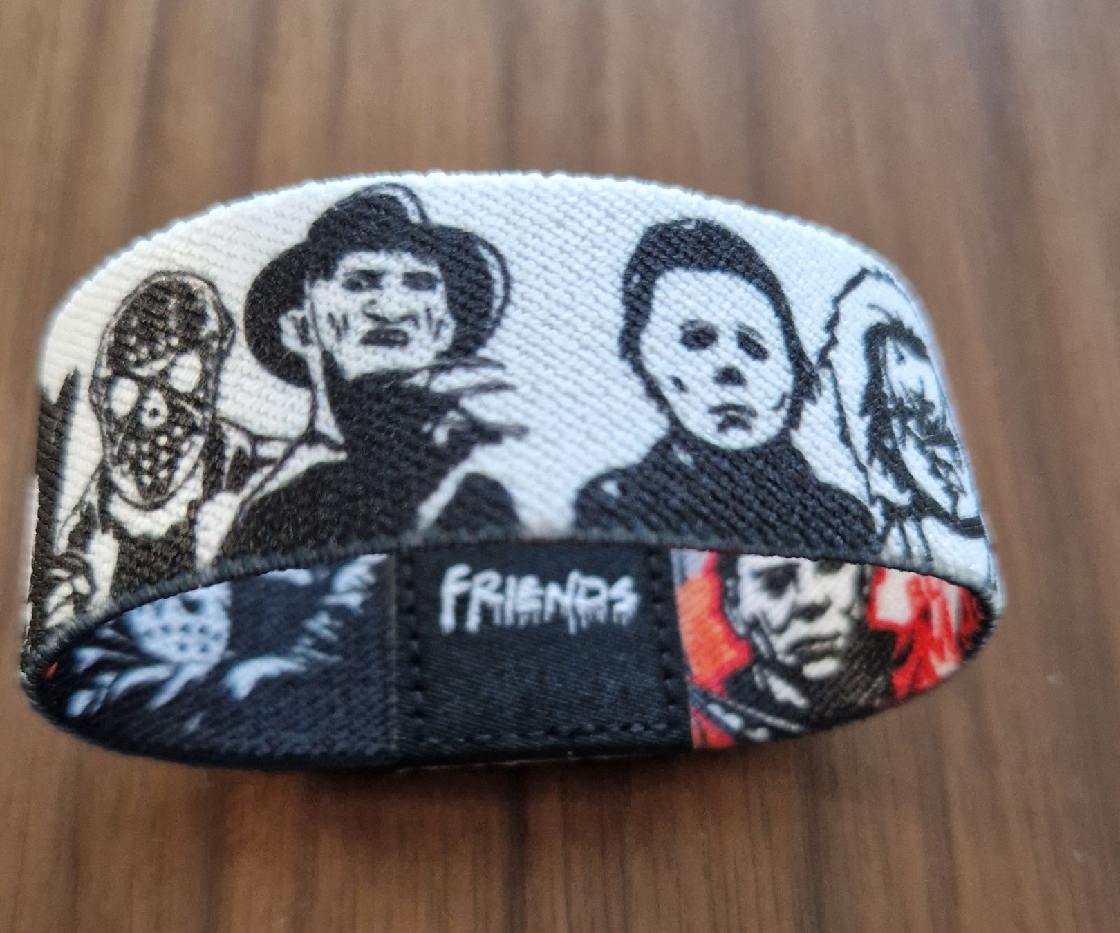 Bracciali & Braccialetti: Neues Halloween Stoffarmband Horror Friends, elastisch – Nuovo e nell'imballaggio originale da Safenwil venduto da Lenzburg-Gretzenbach 5