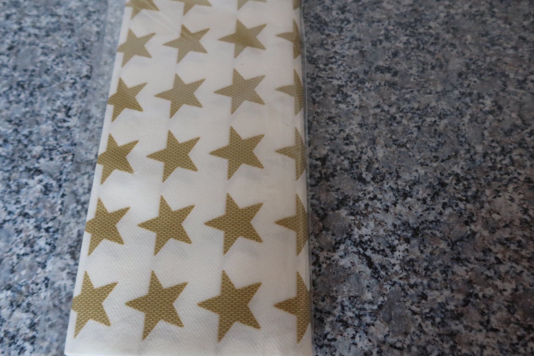 Sonstige Tischwäsche: Weihnachtstischdecke – Neu und originalverpackt aus Täuffelen von Cindybussy 1